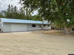 Glendo, WY property